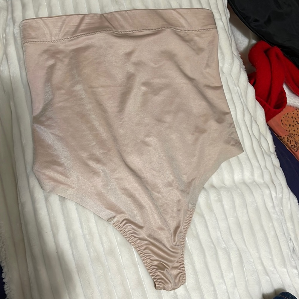 SPANX BRAND NEW NEVER WORN!